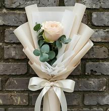 Букет цветов из:  Розы в Волжский