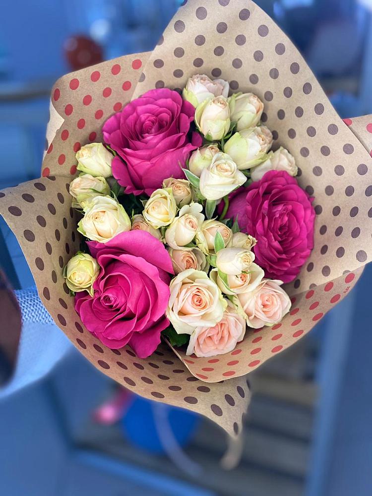 Букет цветов из: Розы в Волжский