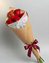 Букет цветов из:  Розы в Волжский