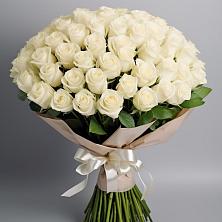 Букет 101 беля роза Белоснежка в Волжский