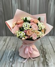 Букет цветов из:  Гвоздики, Розы и Хризантемы в Волжский