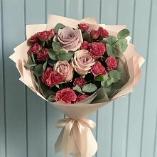 Букет цветов из:  Гвоздики и Розы в Волжский