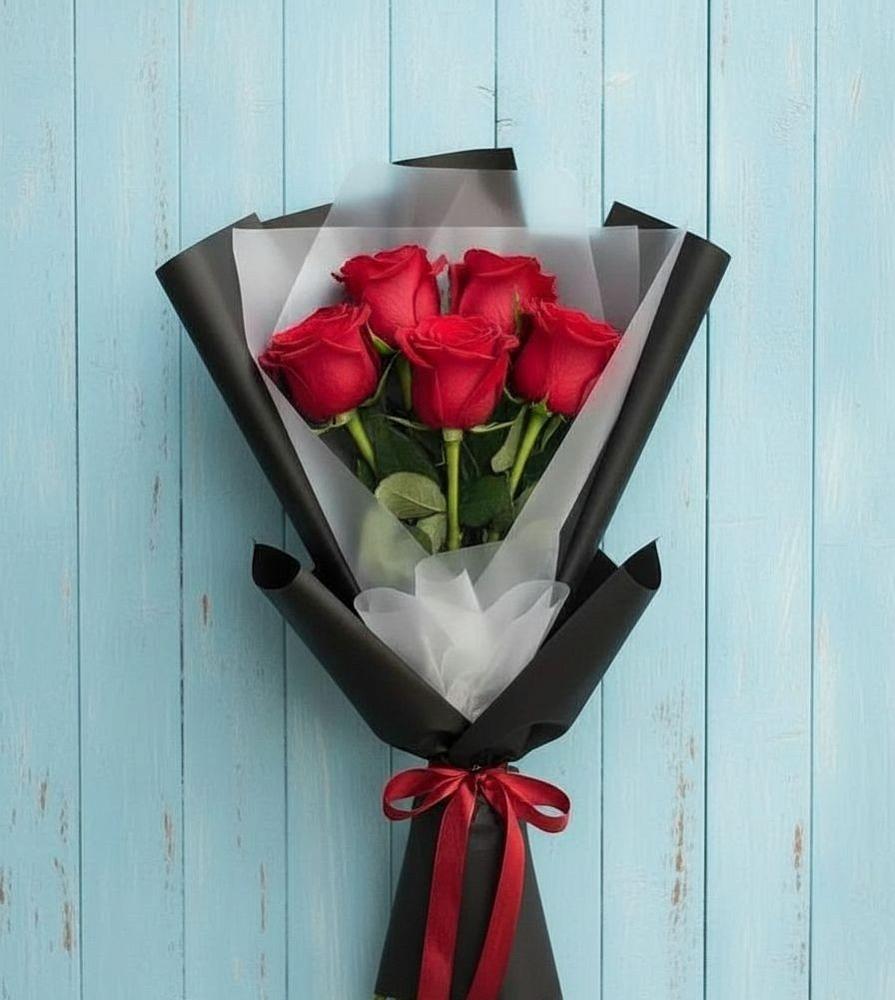 Букет цветов из: Розы в Волжский