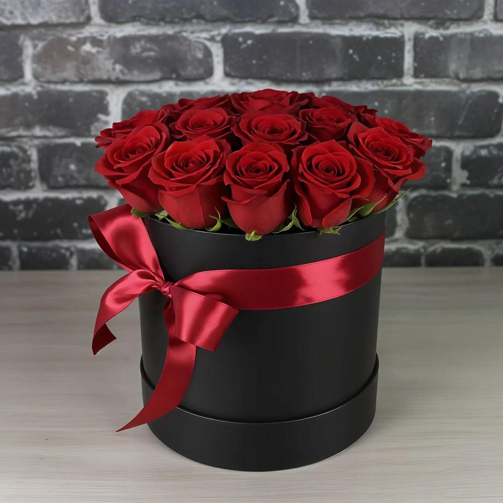 Цветочная композиция из Розы в шляпной коробке в Волжский