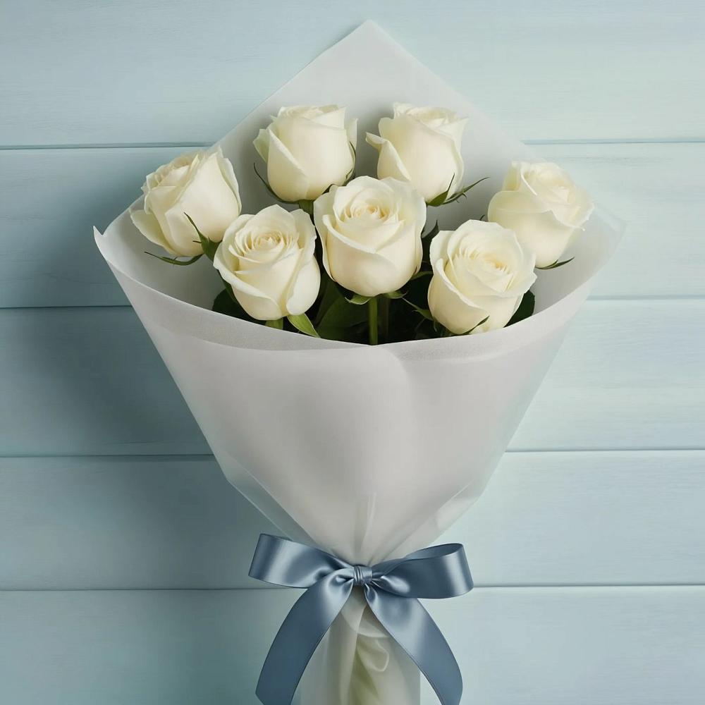 Букет 7 Белых роз Эдлесс Лав в Волжский
