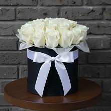 Цветочная композиция из Розы в шляпной коробке в Волжский